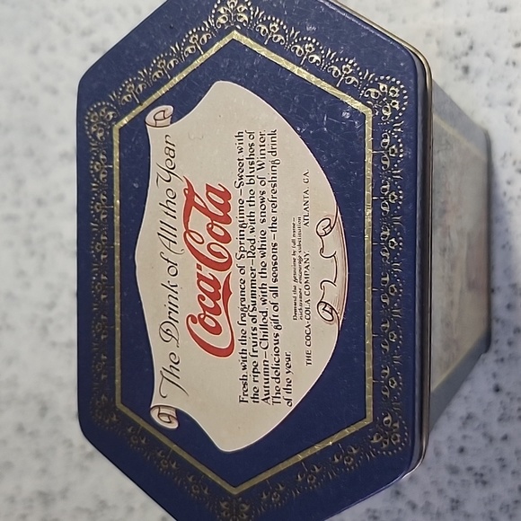 Vintage Coca Cola Tin Can 1995 The Drink of the Year" Advertisement Collection - Picture 4 of 7